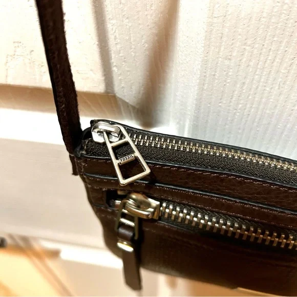 Fossil Rich Chocolate Brown Pebble Leather Crossbody Bag EC - Picture 6 of 8